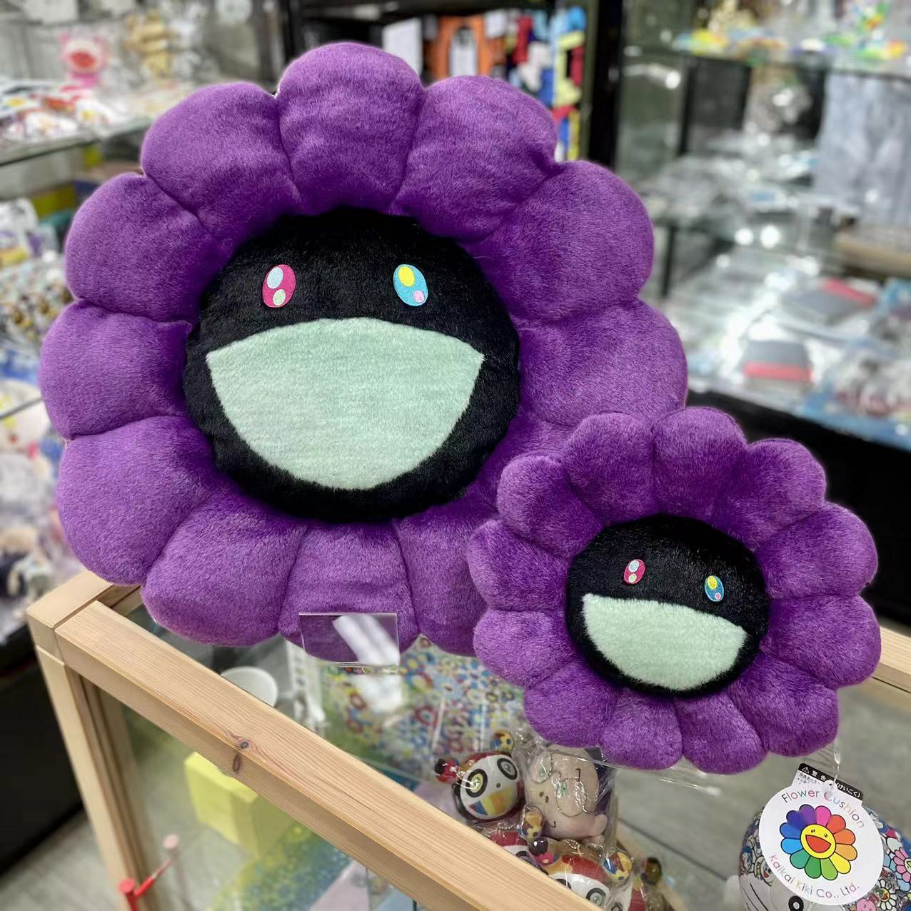 30cm / 60cm Flower Cushion (Purple & Black)