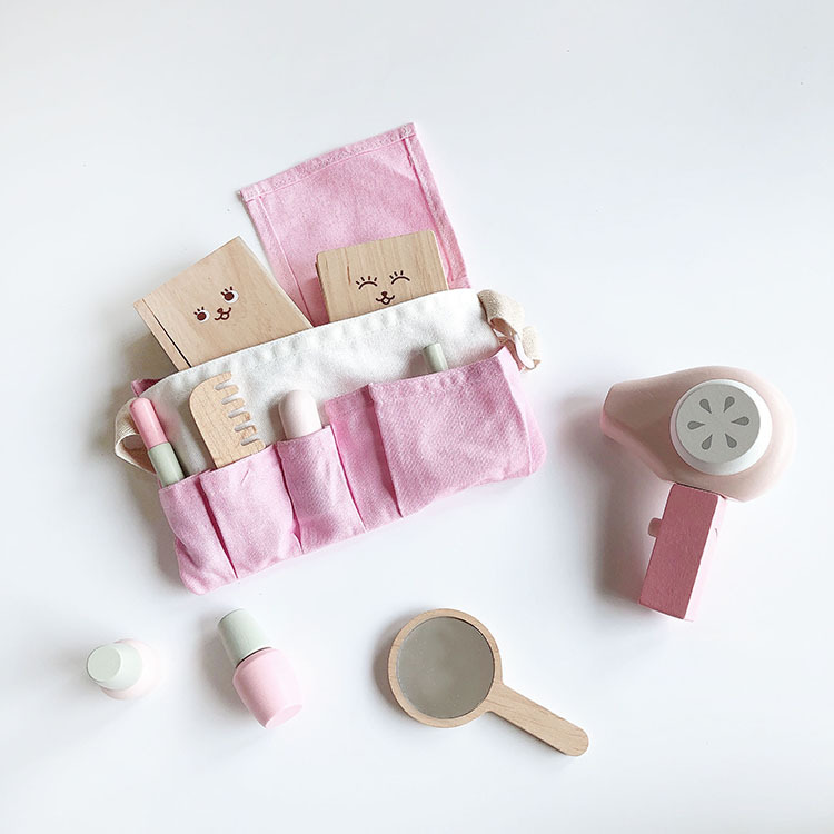 粉紅化妝遊戲組