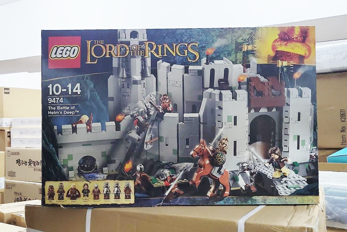 [千奇百碎優惠]  LEGO 9474 The Battle of Helm's Deep (The Lord of the Rings 魔戒) (現貨, 件數齊,盒不完美, 介意者請注意)