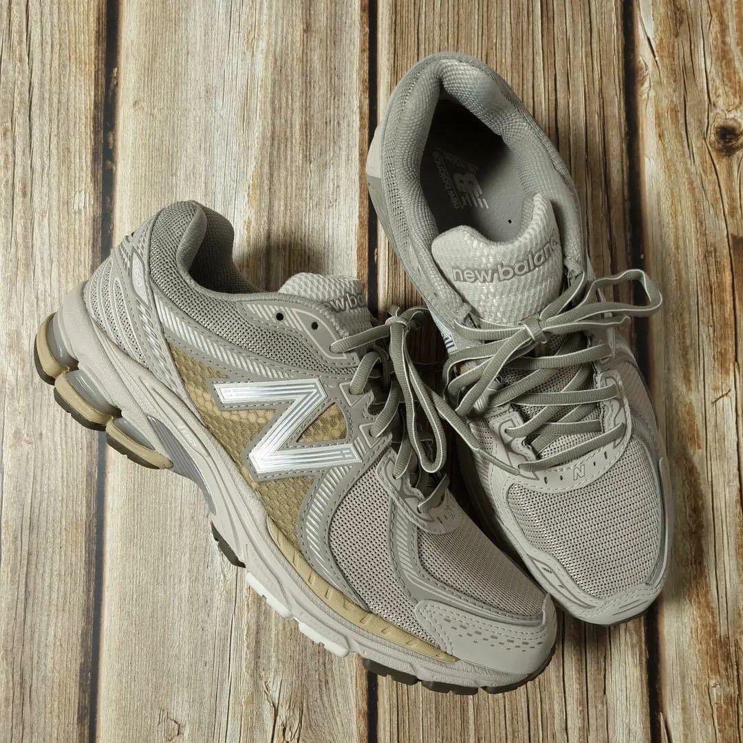 NEW BALANCE 860 