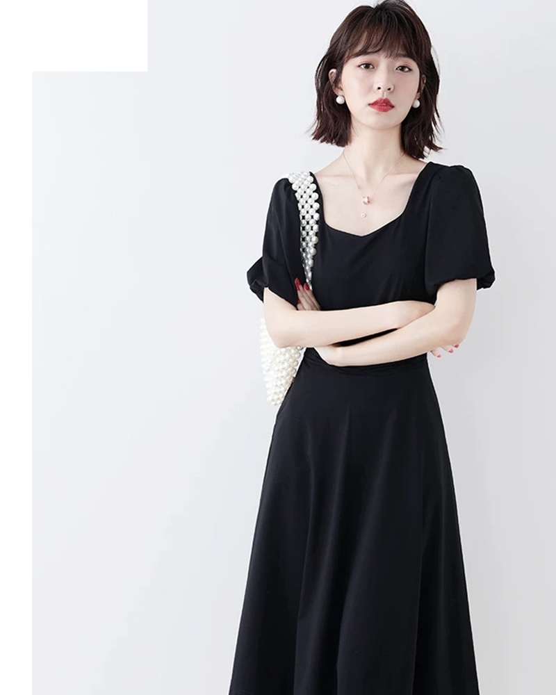 方領公主袖柔棉洋裝 黑色