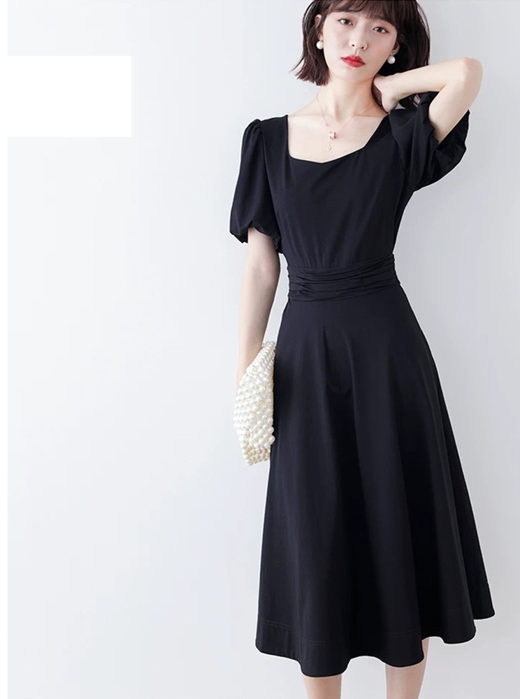 方領公主袖柔棉洋裝 黑色