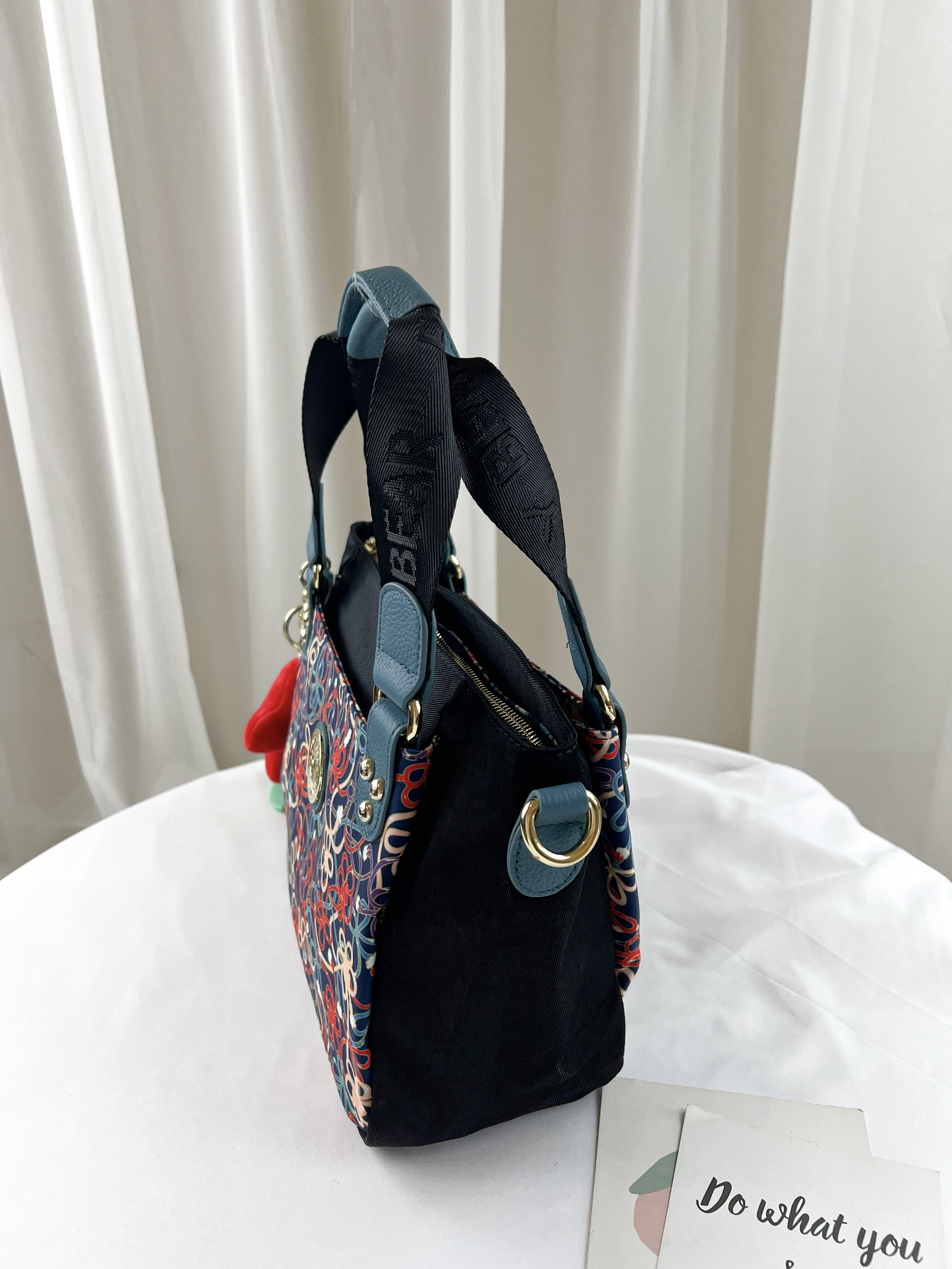 FamilyBear 繽紛幸運結 防潑水手提包 / 側背包  #2005