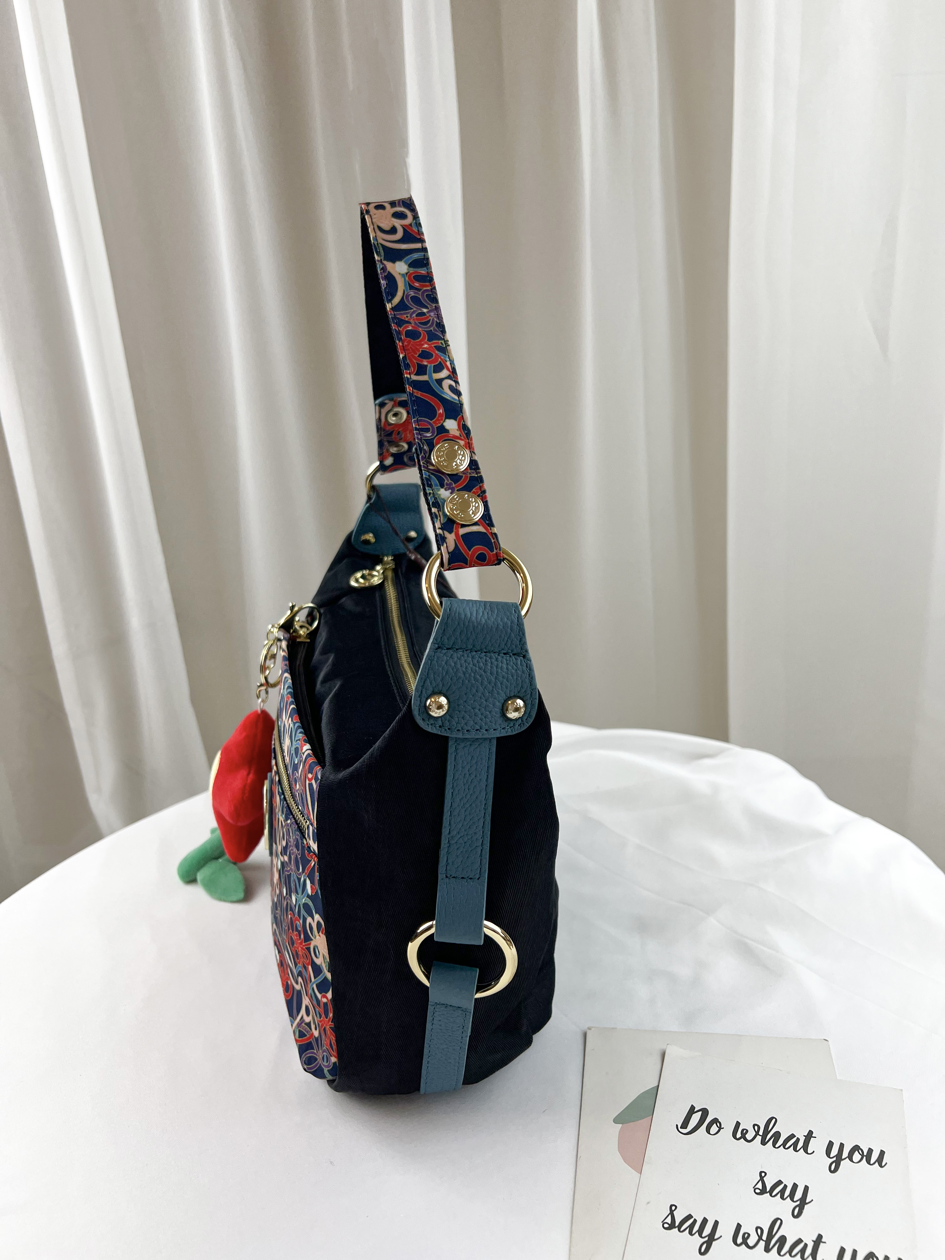 FamilyBear 繽紛幸運結 防潑水肩背包 / 側背包  #2276