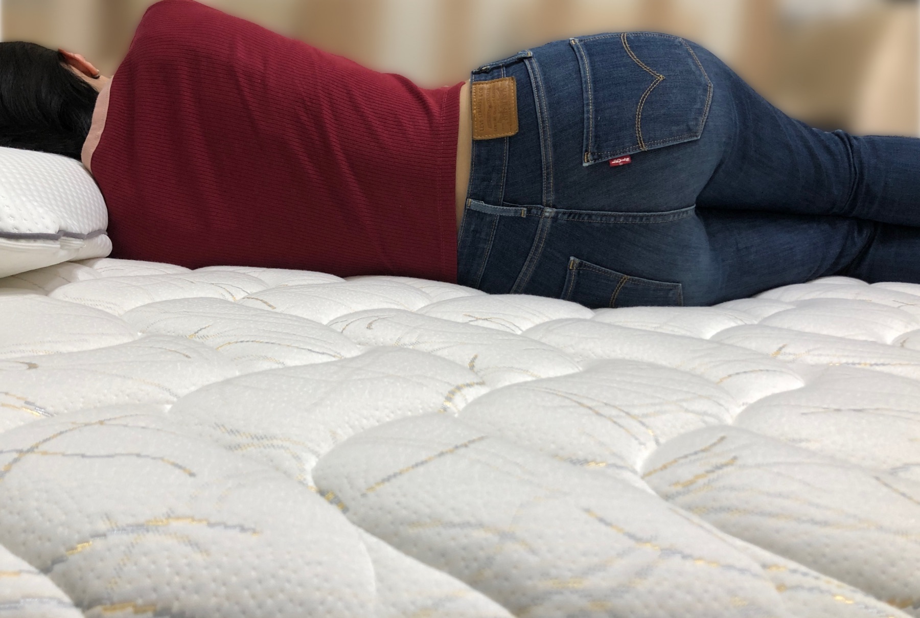 床墊奈奈獨立筒側躺實拍圖