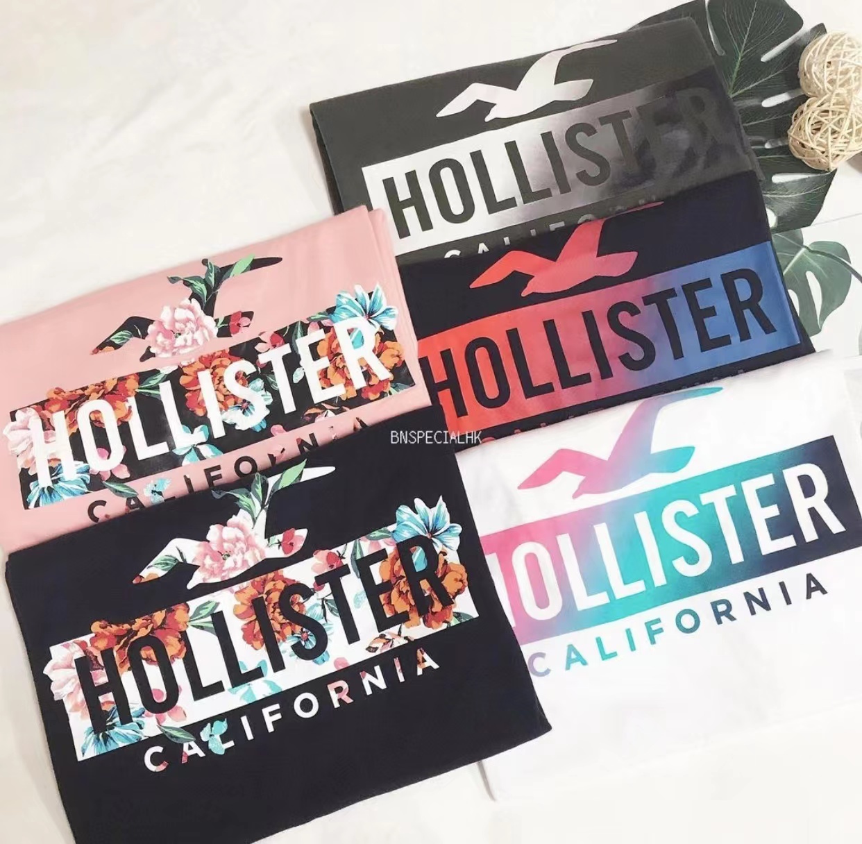 HOLLISTER BOX LOGO TEE