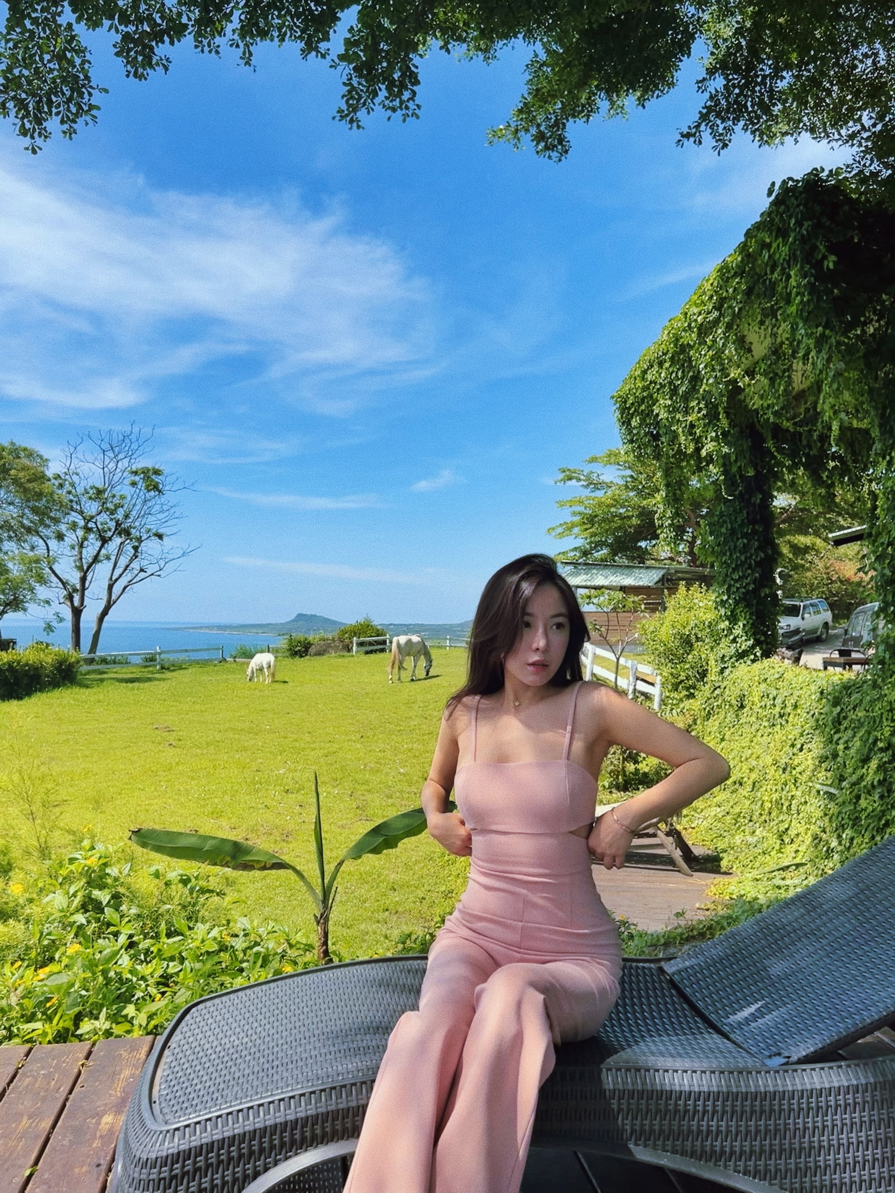 Independent 獨立自主 細肩挖腰連身褲