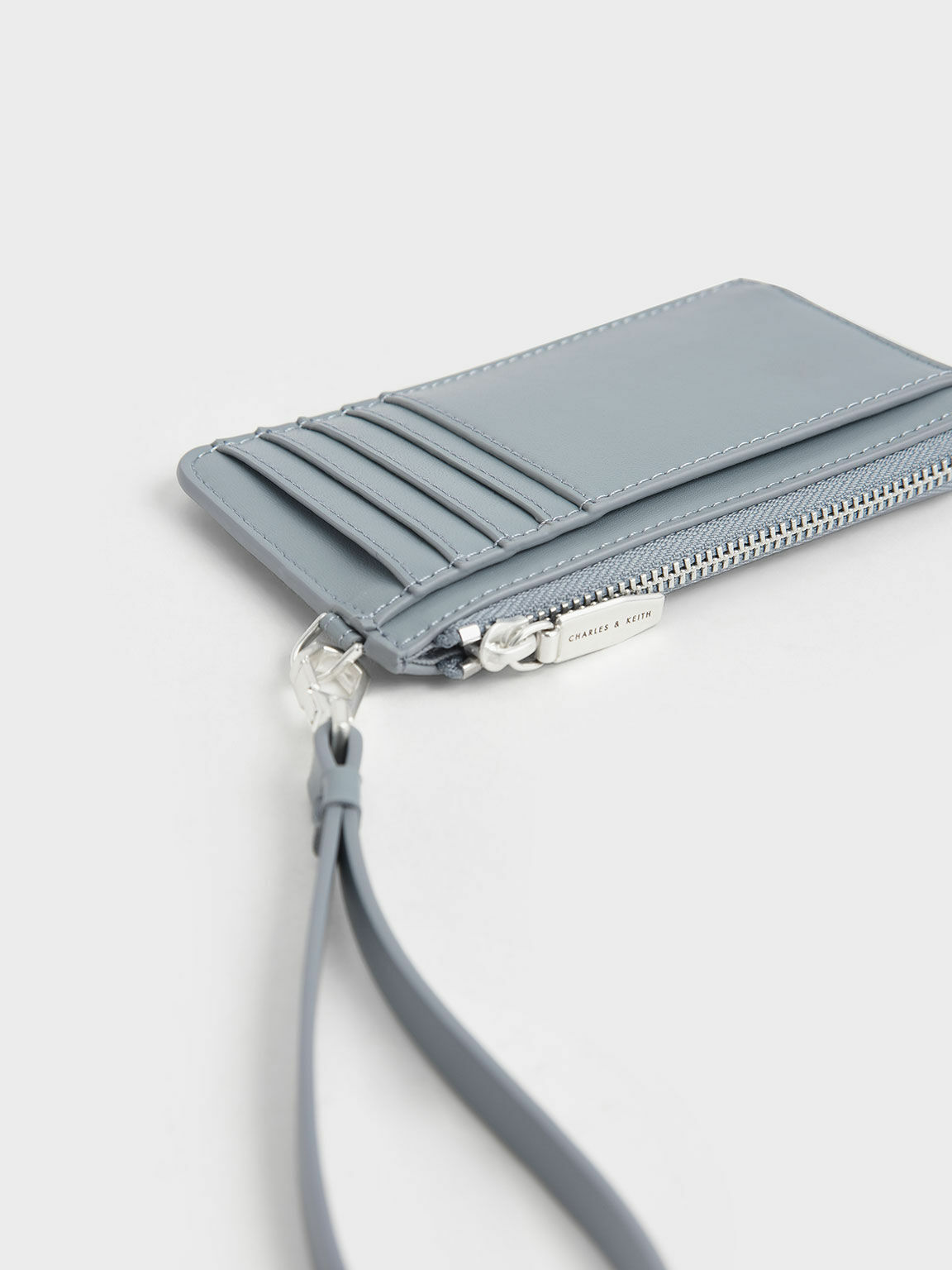 現貨｜2 色｜CHARLES & KEITH 拉鏈卡套散銀包 | CHARLES & KEITH Zip Cardholder