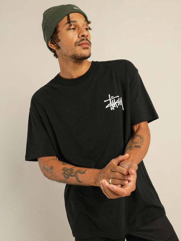 Stussy 白色塗鴉LOGO 短袖 T恤 黑色