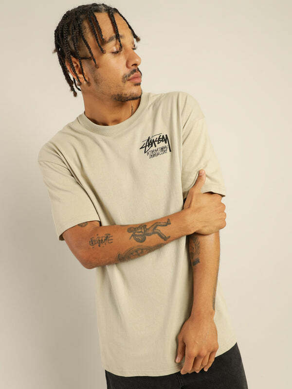 Stussy 蒙面塗鴉 短袖 T恤 淡黃色