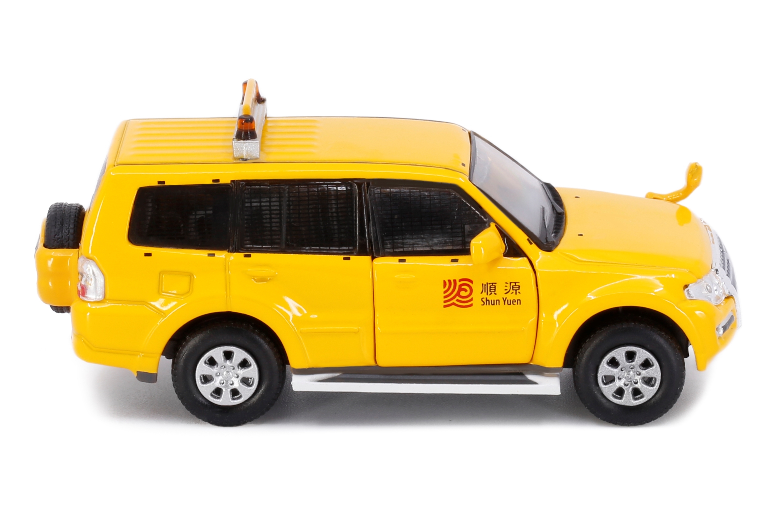 Tiny 微影 城市 113 合金車仔 - 三菱 Pajero 2015 順源