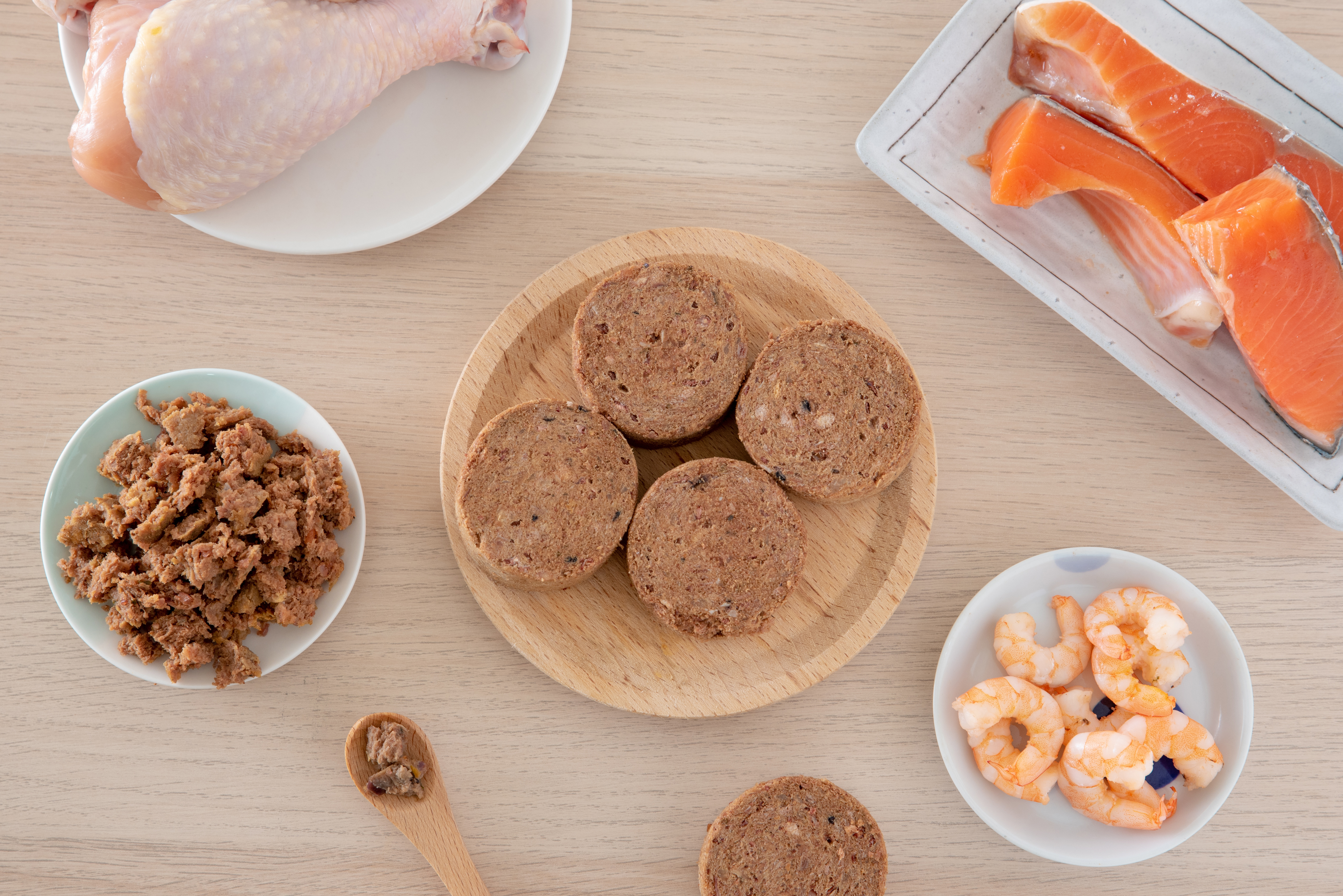 【常溫肉骨餅凍乾】毛孩專屬海陸口味 生食主餐(犬貓適用)(6/18/36顆)