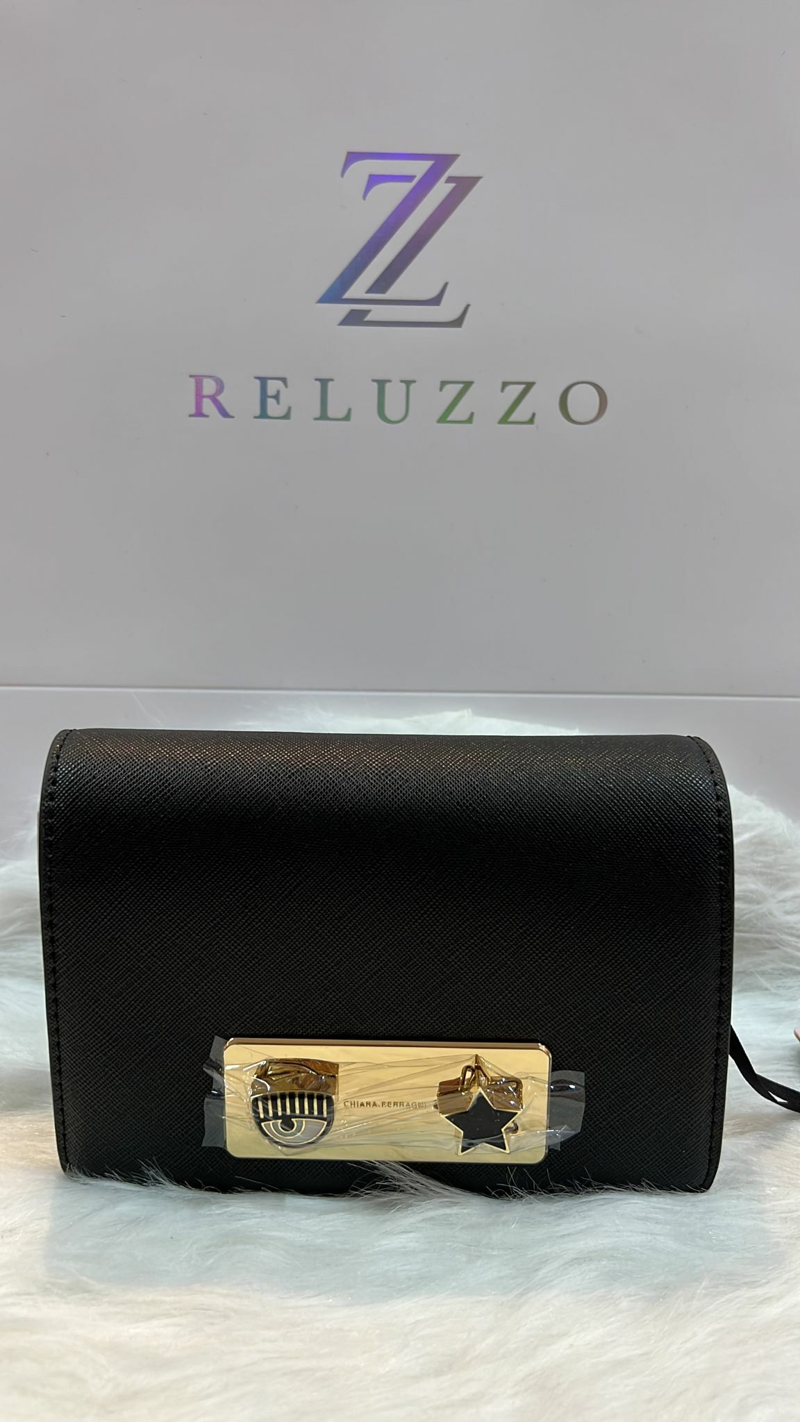 [S] CHIARA FERRAGNI EYE STAR LOCK CROSSBODY BAG 72SB4BE6 ZS135899, BLACK, 8052672249159 (SCF13)