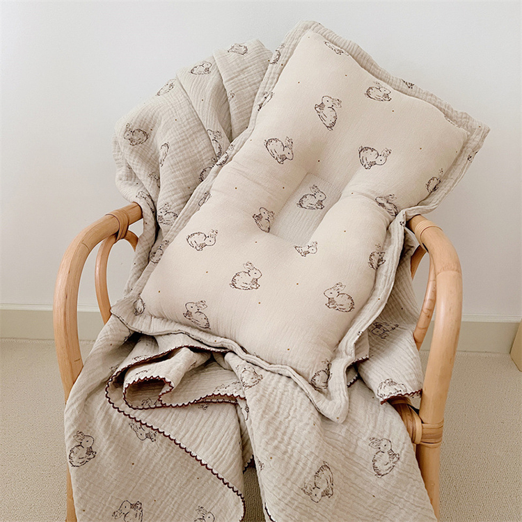 Rabbit quilt bedding