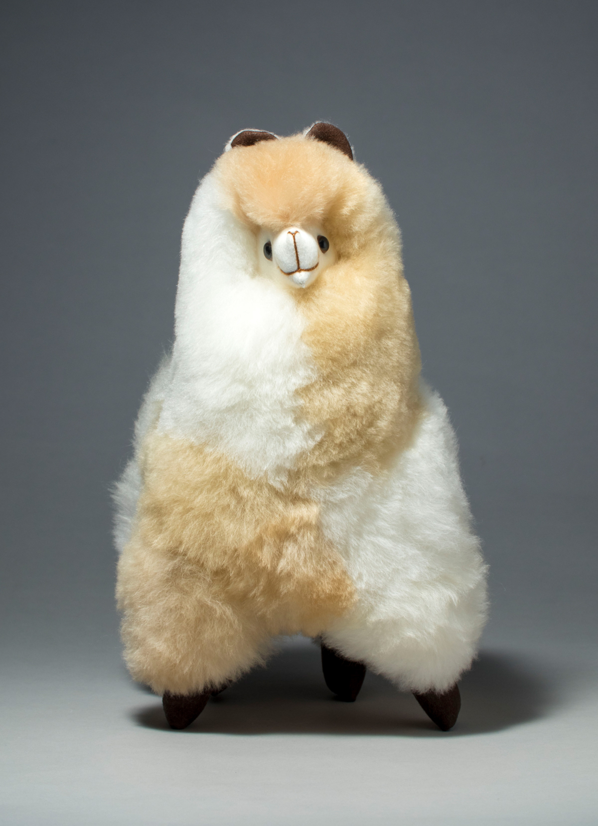 【秘魯國家館】ST.MALO 秘魯工匠手工原生羊駝毛幾何拼接藝術羊駝32CM-2245UH-蜜糖吐司