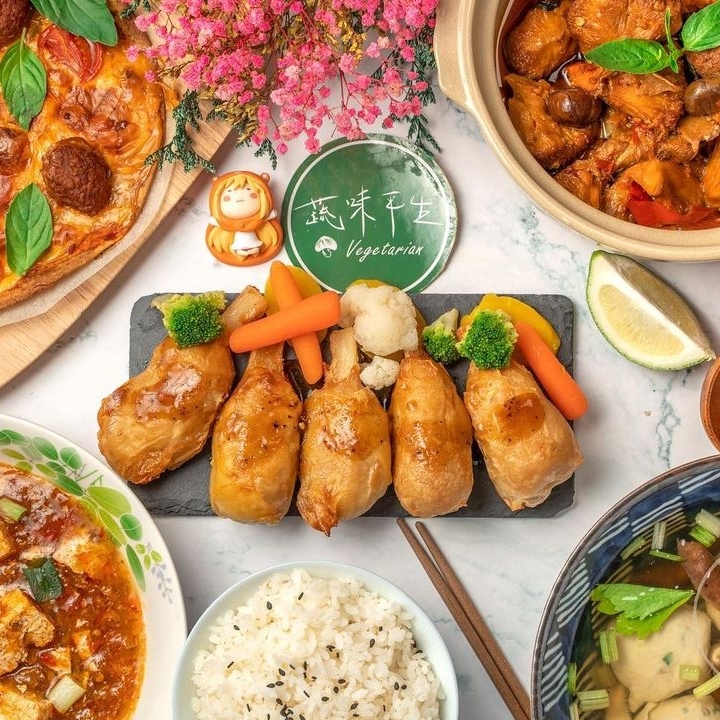 【 Mio&Max吃貨人生之旅】從沒想過素食可以打破框架和川味結合!懶人最愛加熱即食~🌿