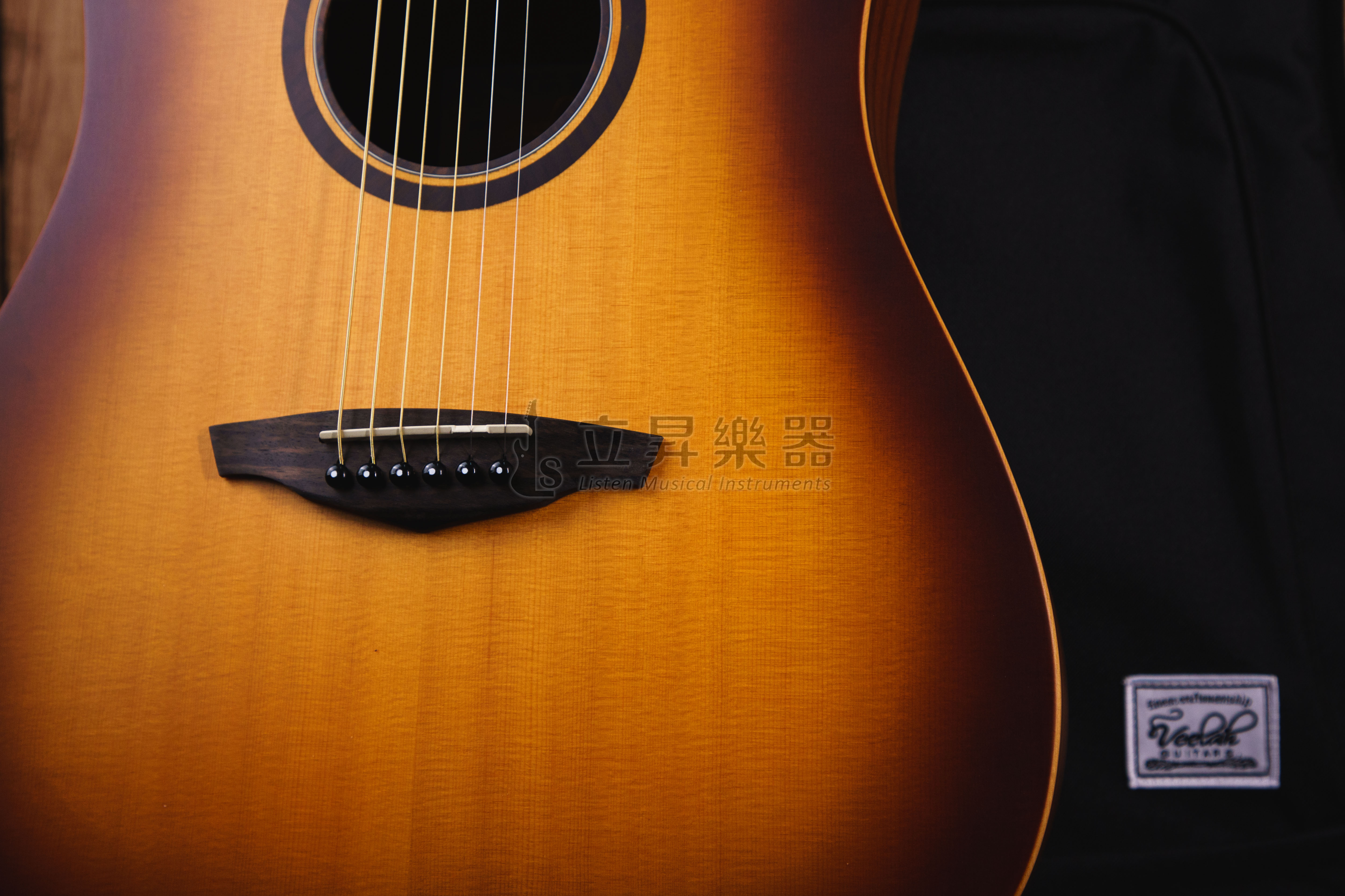 Veelah Veelah V1-DC-SB 漸層色 雲杉面單 D桶缺角 桃花心木側背 面單板木吉他 附原廠琴袋 第 3 張圖片｜三峽烏克麗麗