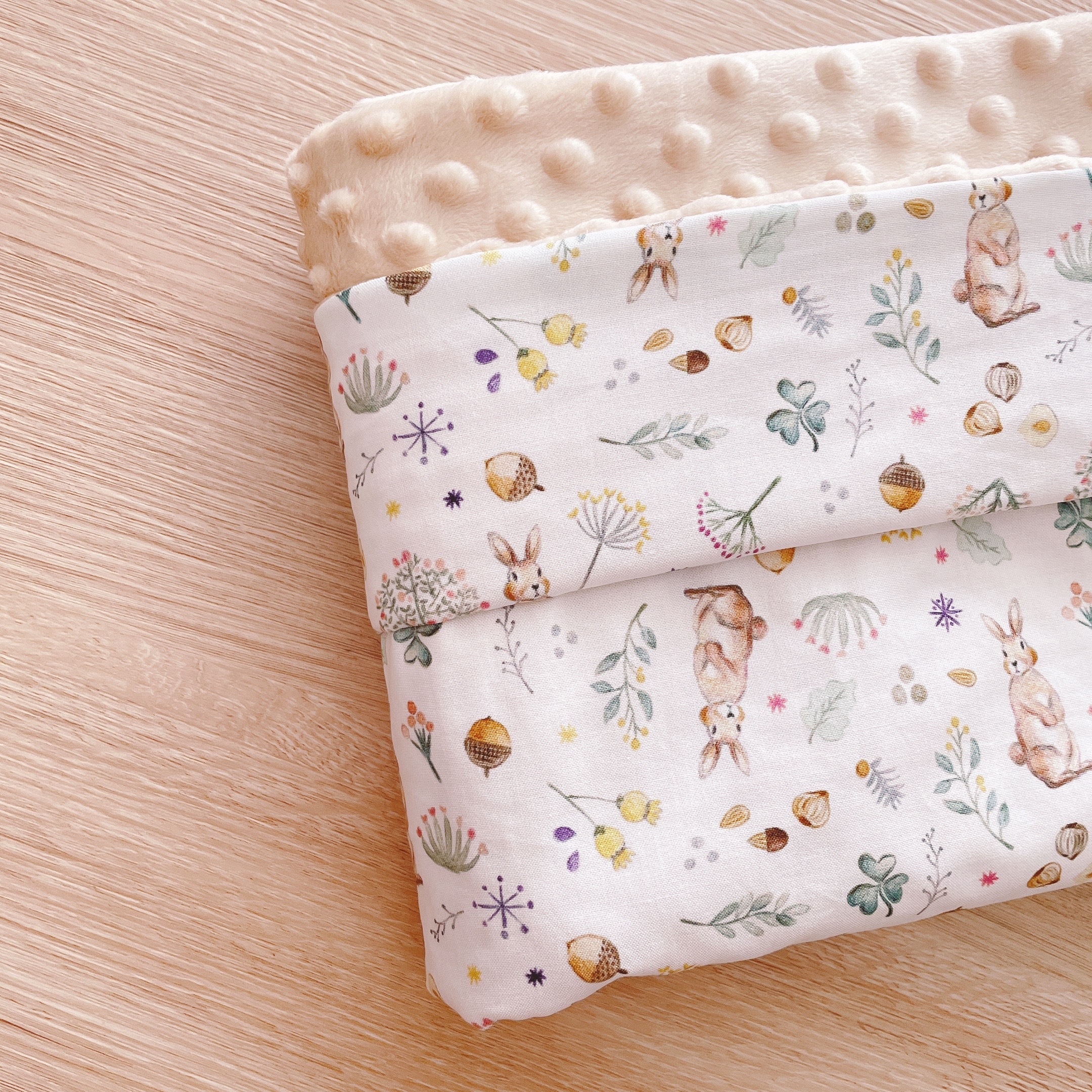 Hi Y.P store-舒眠毯-橡實兔兔