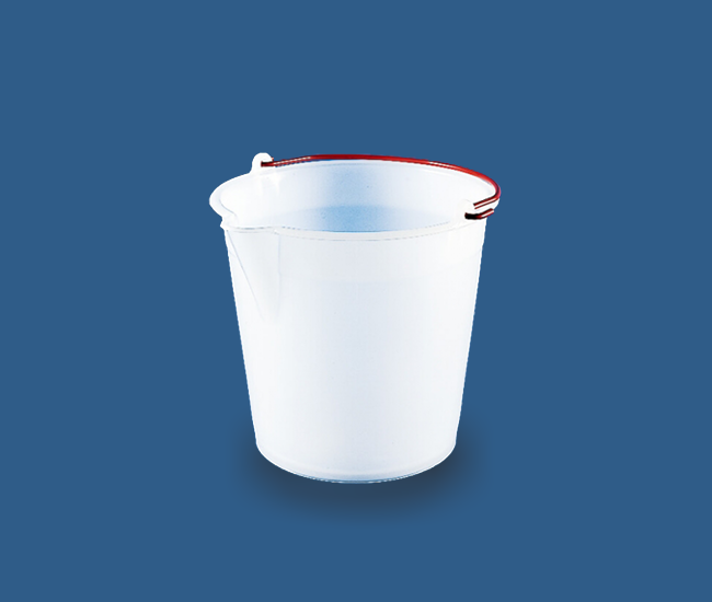 Bucket with Spout