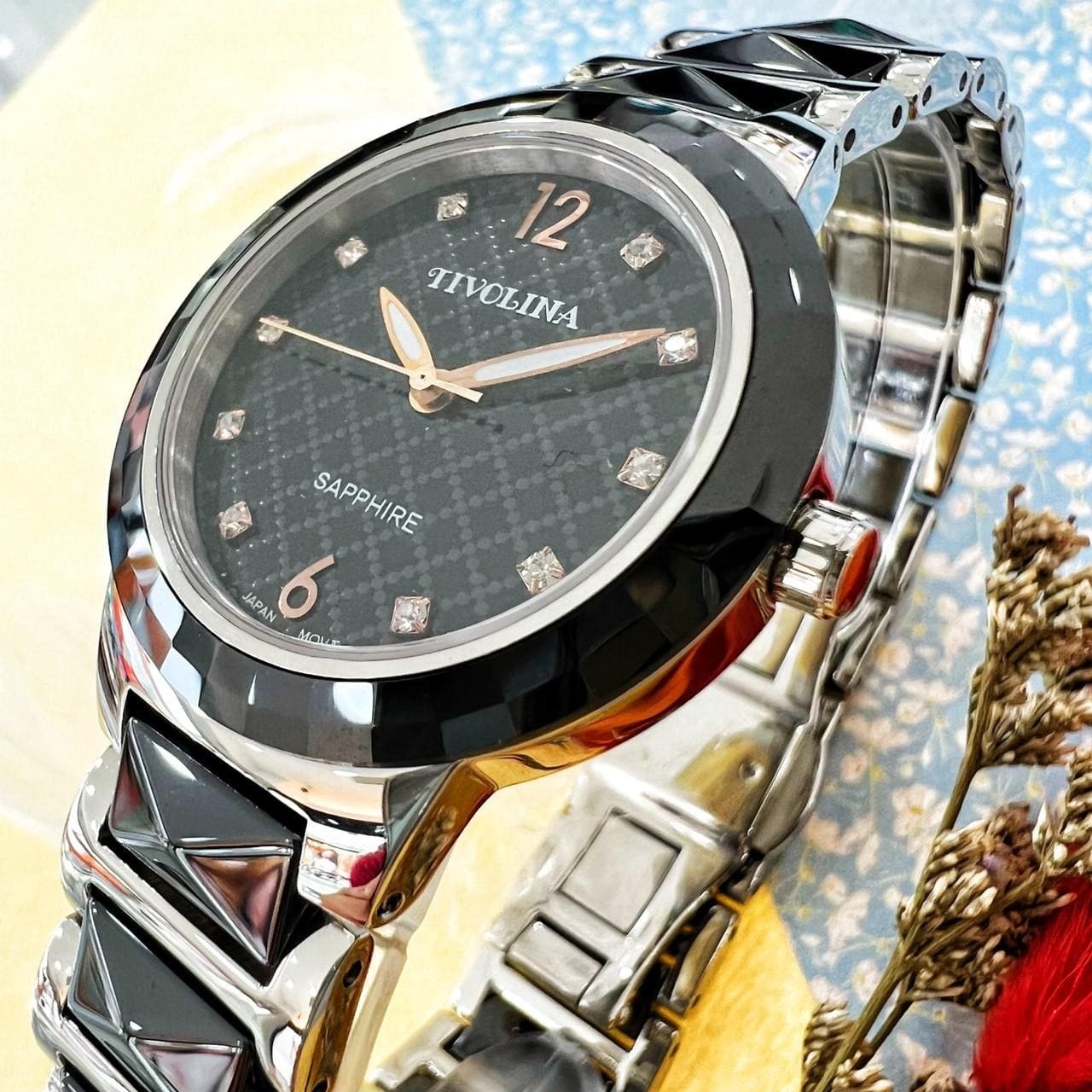 【TIVOLINA 小紅帽】晶鑽菱格紋陶瓷腕錶 BAW3723-K 33mm  現代鐘錶