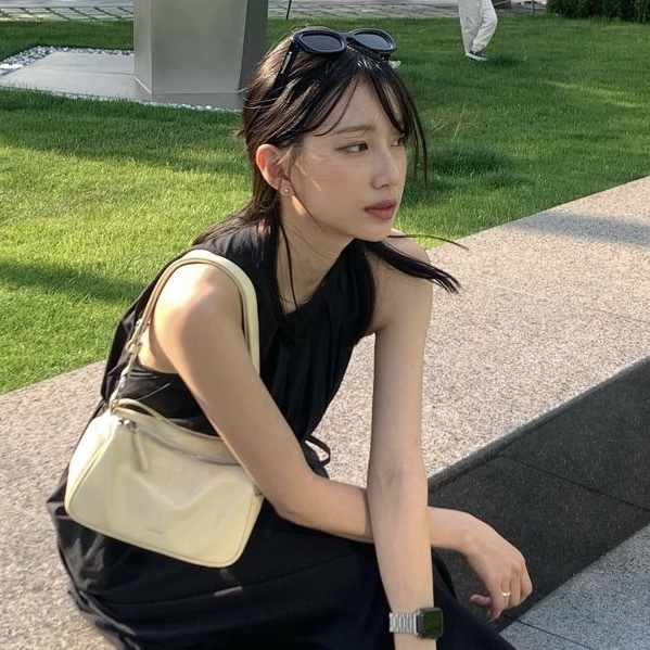 <韓國代購>  KOIMOOI PILLOW BAG