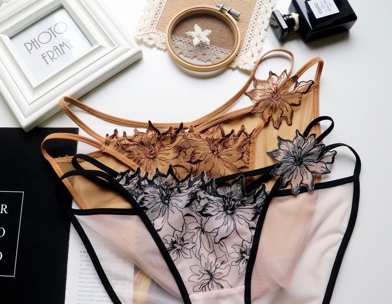 花朵不規則內褲