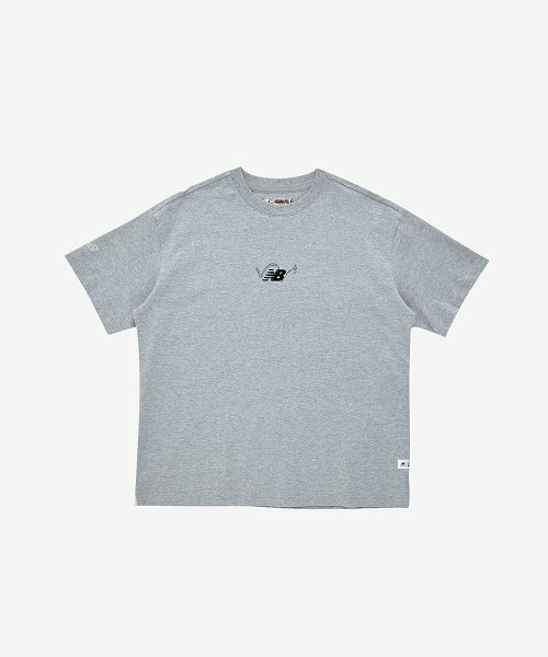 NEW BALANCE X SNOOPY 史努比 來玩網球 卡通圖案 短袖 短T 灰 NBNEC2L023_15