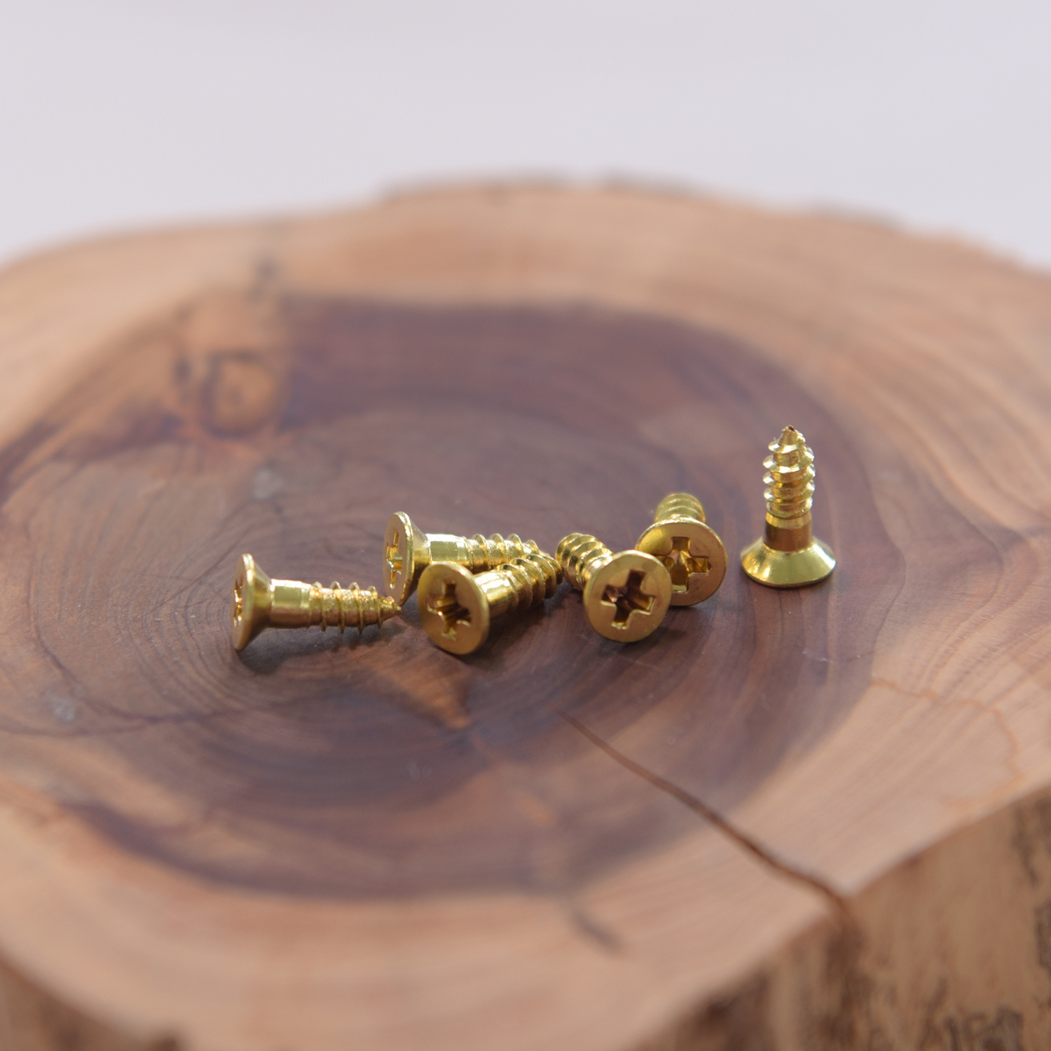 日本進口 渡邊商店 #24-8 木螺絲 黃銅平頭 2.4x8(100pcs)