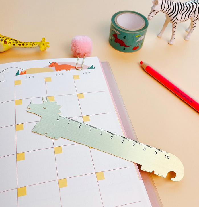 三角龍的數學課 黃銅尺｜馬卡龍腳趾