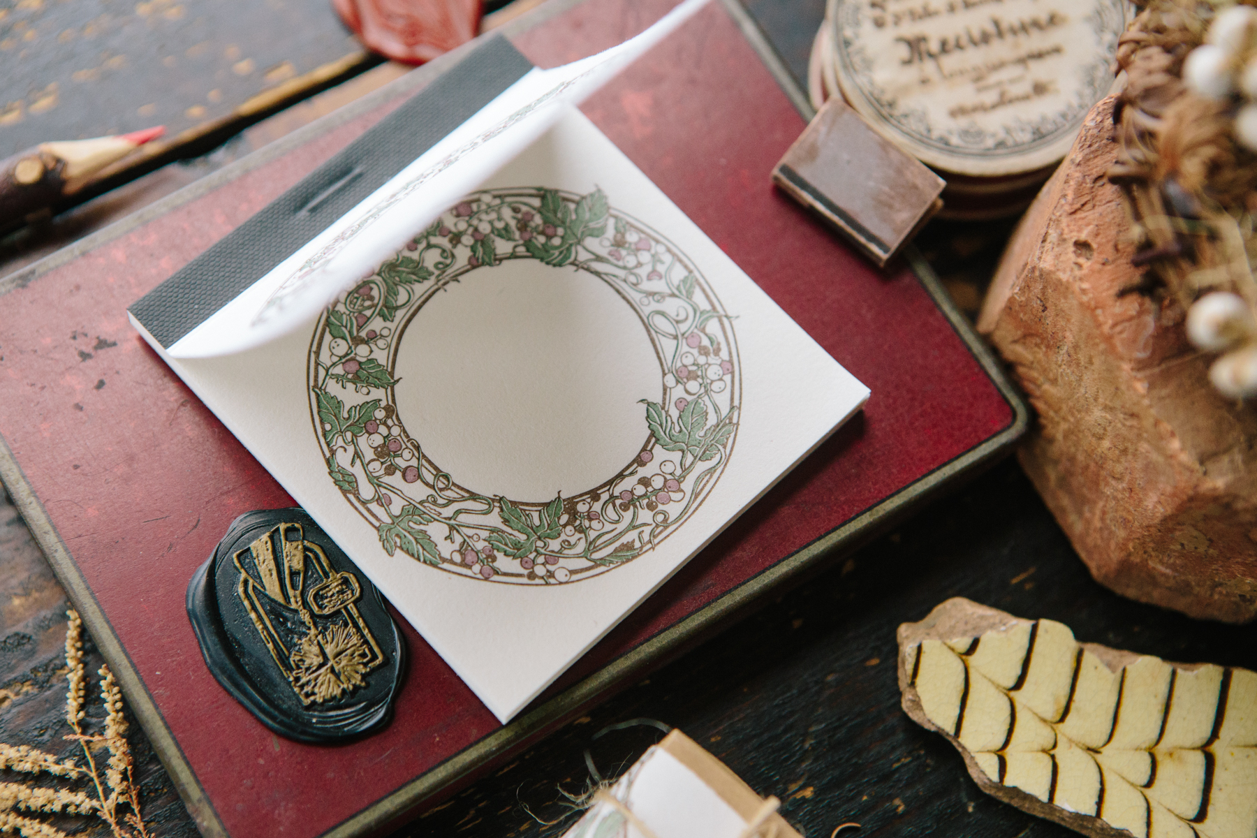 葡萄圓框 活版便箋本｜OURS森林好朋友