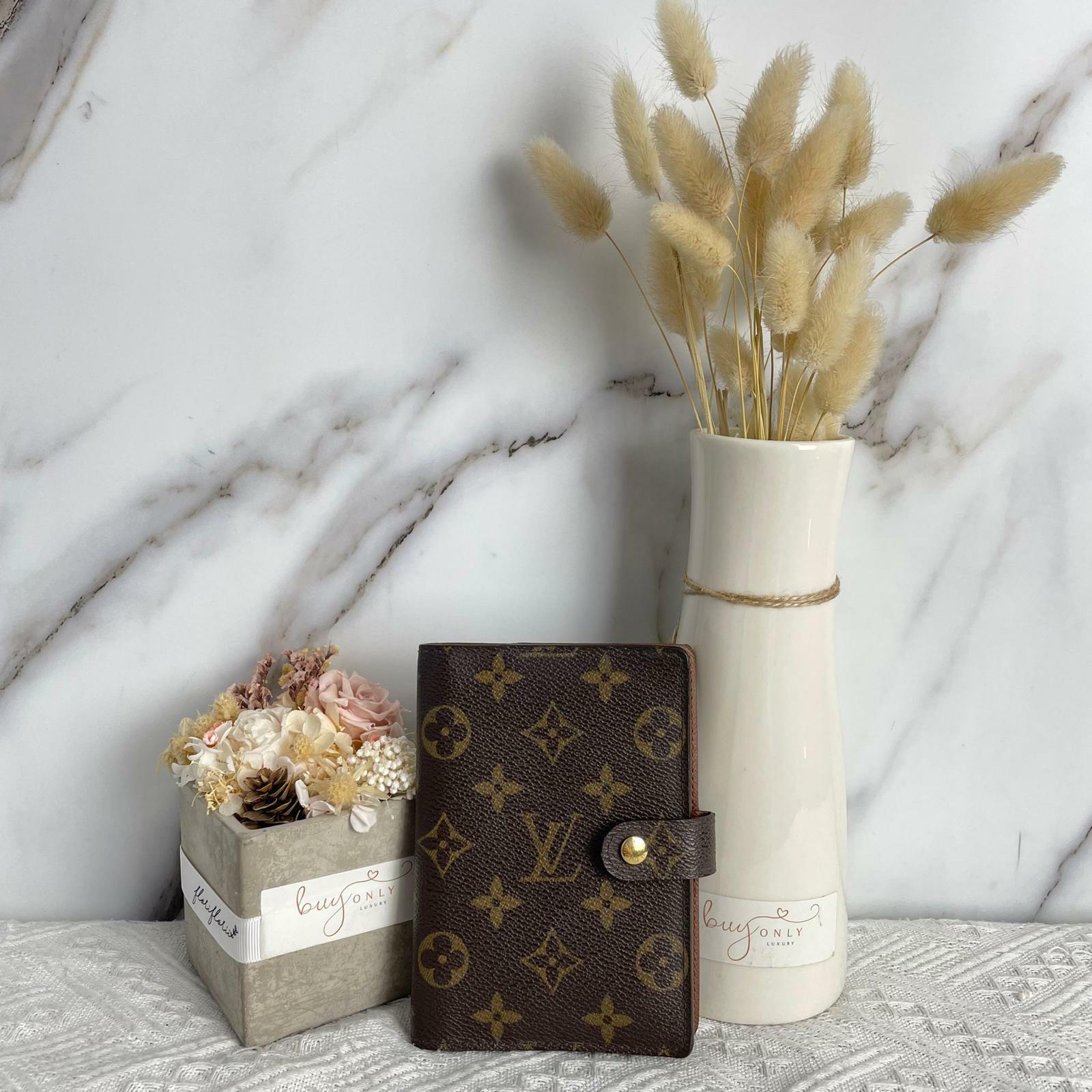 LV Small Ring Agenda Cover