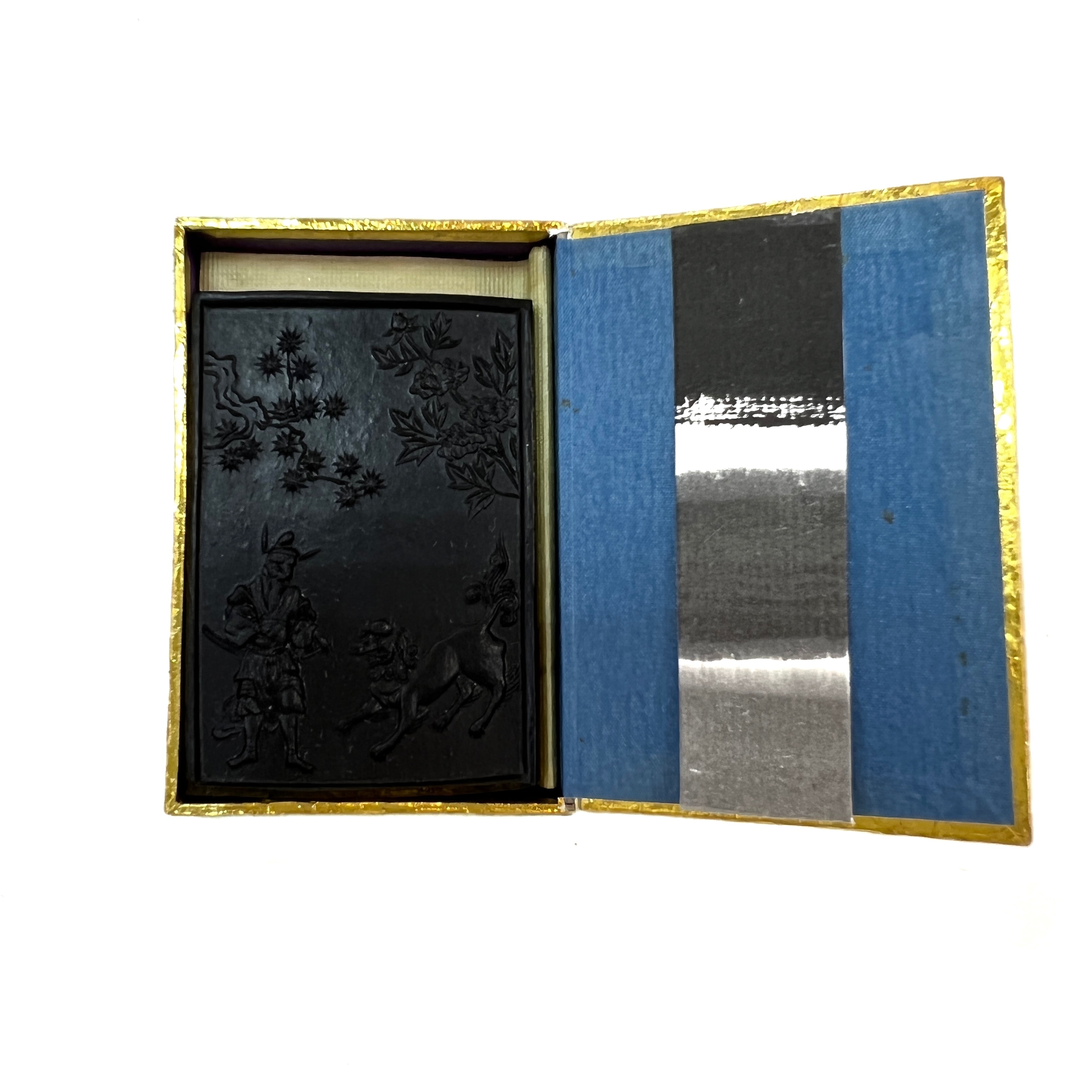 古墨 雲墨 乾隆年製 中囯古美術 長 12cm 古墨 雲墨 乾隆年製 中囯古美術 長 12cm 古墨 雲墨 乾隆年製 中囯古