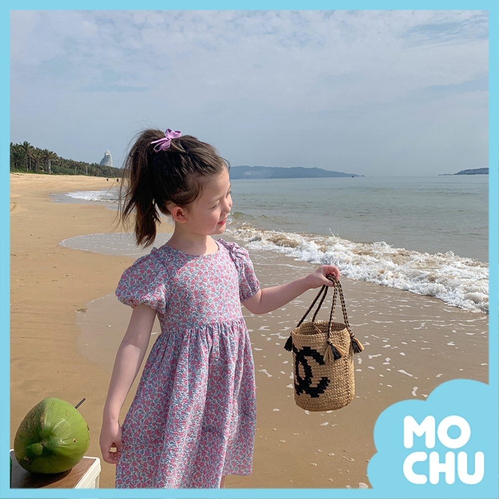 碎花圓領泡泡袖連衣裙