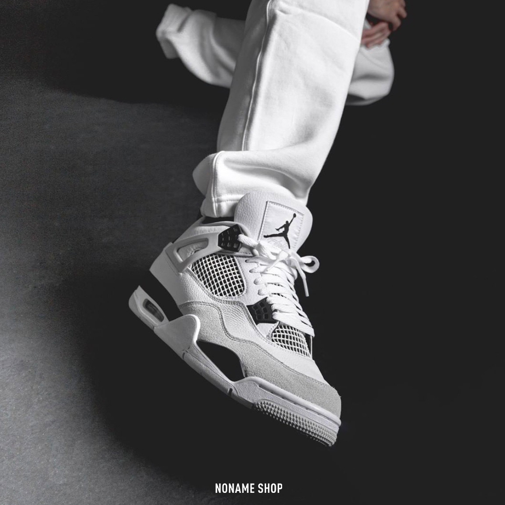 NIKE AIR JORDAN 4 Military Black 水泥米白