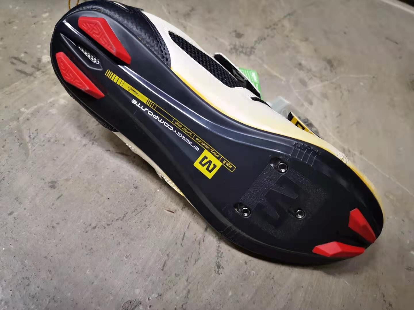 Mavic TRI Race 特價貨品已有點變黃