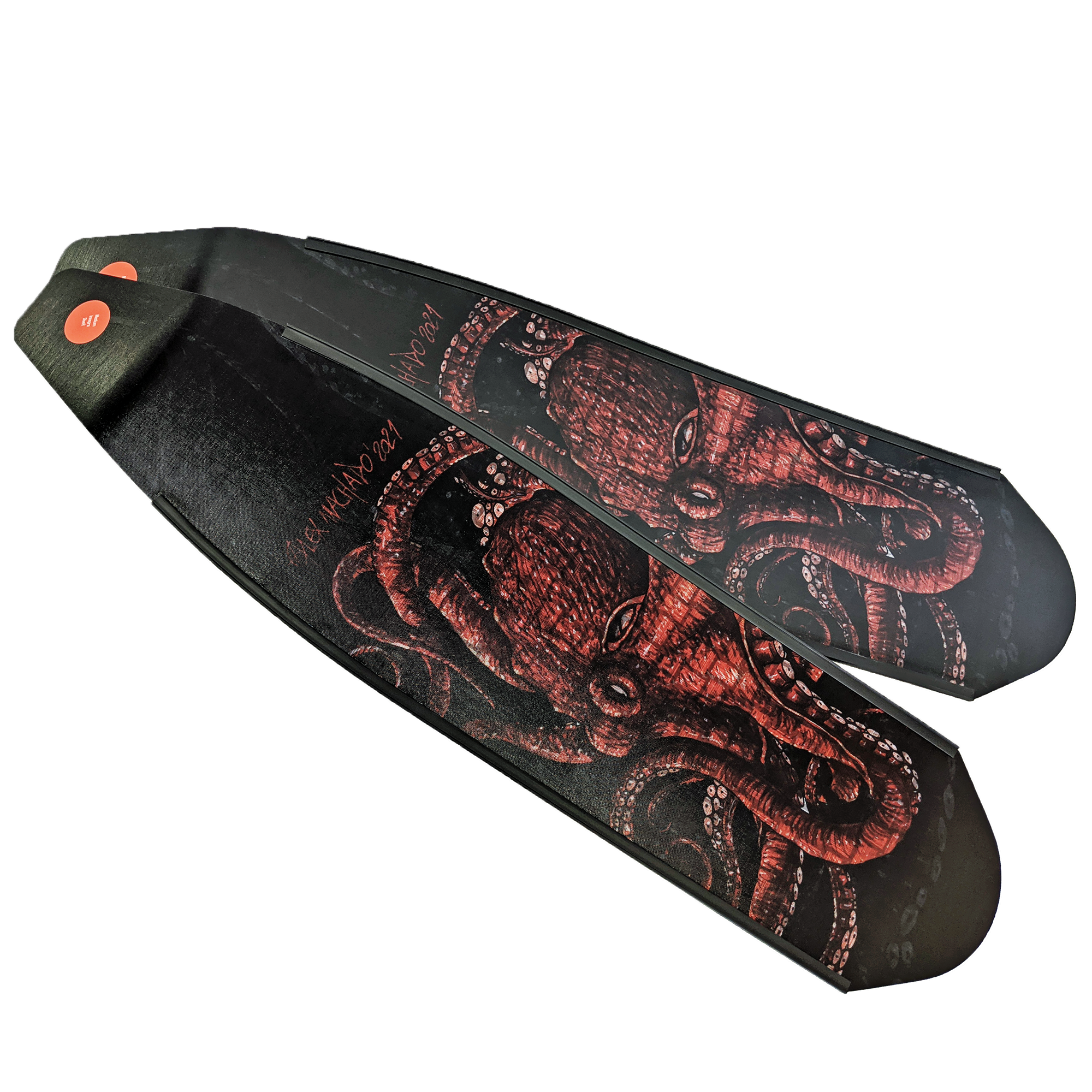 ▲DiveR 全碳纖維長蛙板-紅野八腕