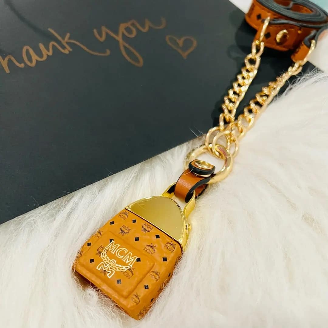 愛馬仕美妝,精品美妝,愛馬仕護手,護手霜,免稅店,蜜粉,護唇膏,jo malone,mcm香水,mcm香水項鍊