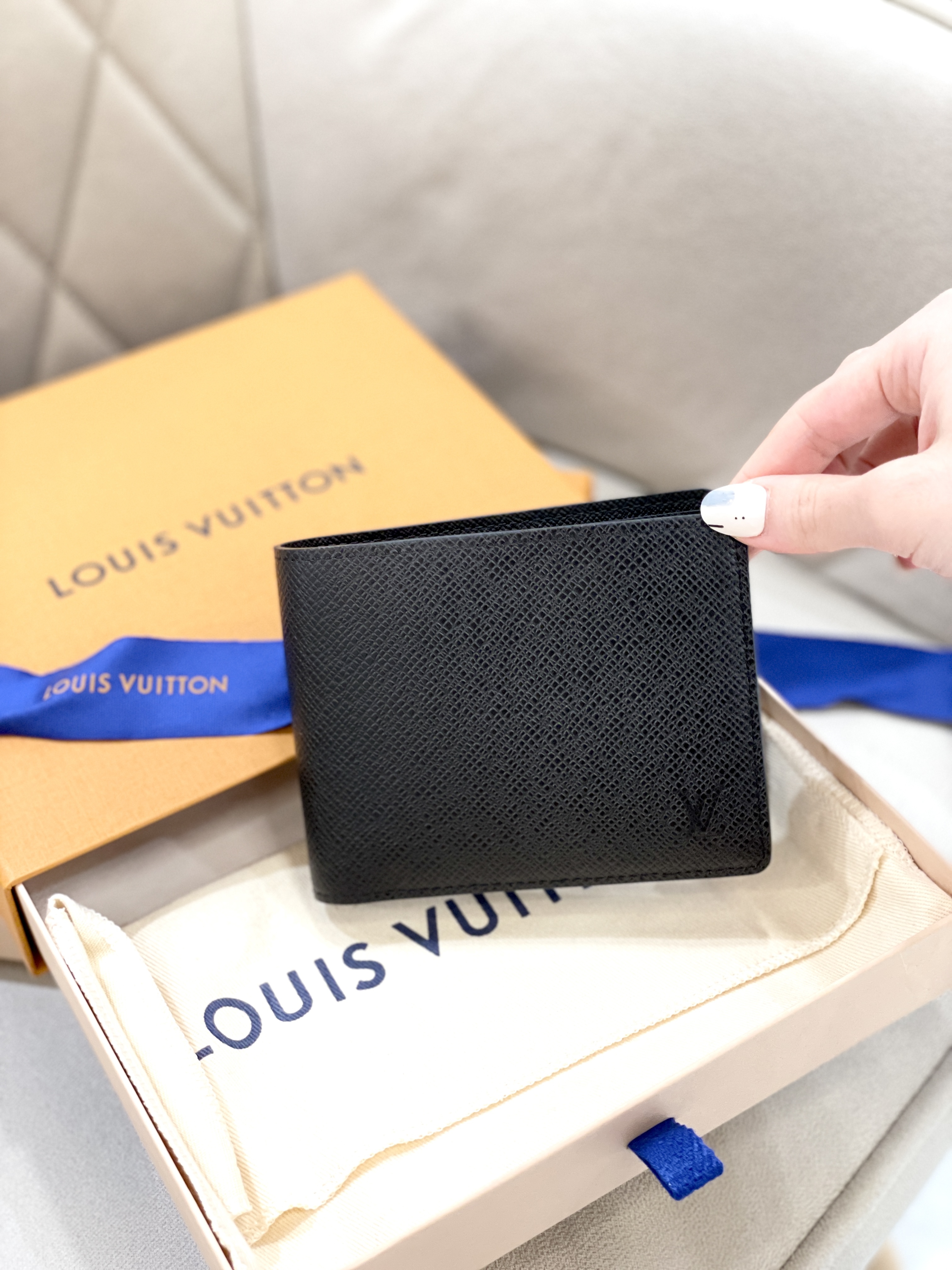 LOUIS VUITTON Multiple Wallet M30531