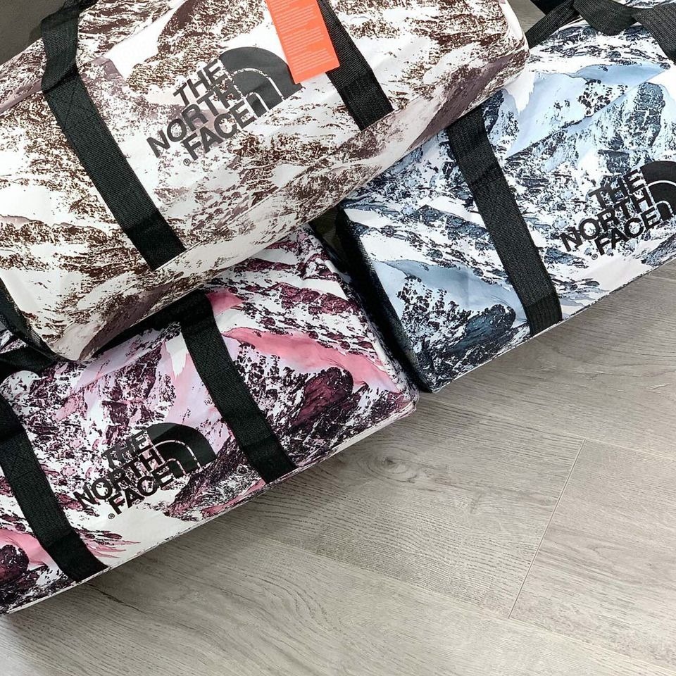 TNF健身包三色雪山款