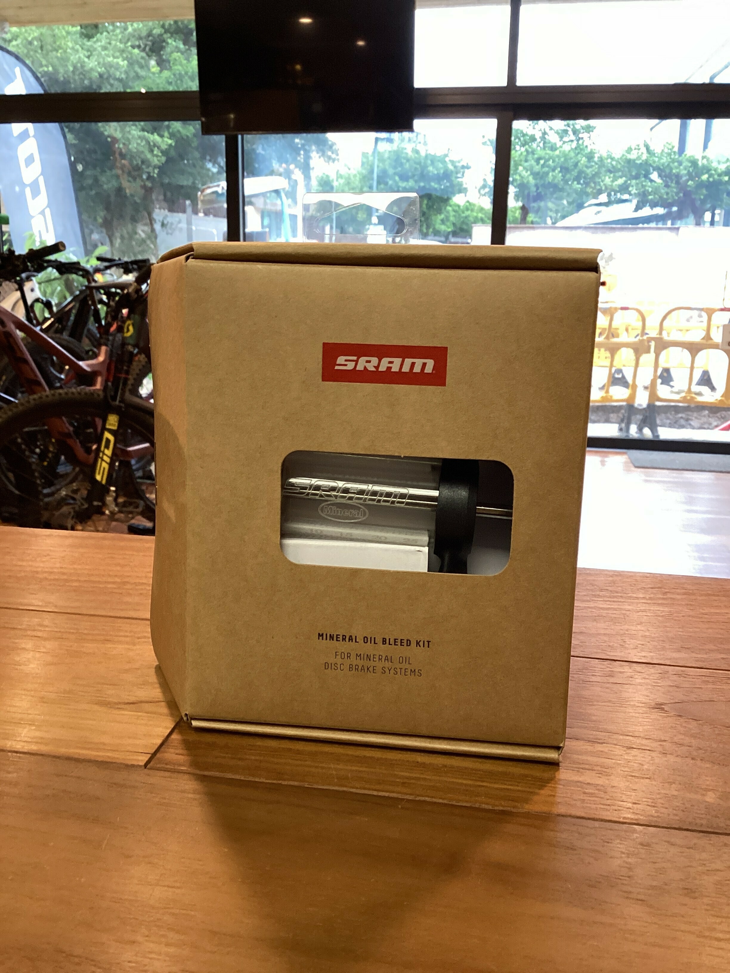 Maxima Mineral Oil For SRAM Mineral Oil Brakes - DB8 - OTO10356 | TPC - The Pro's Closet