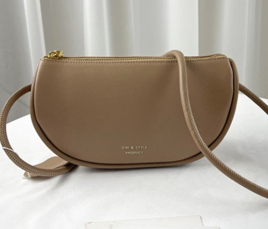 奶茶杏 真皮牛皮肩背包 / 側背包  #SM-8503