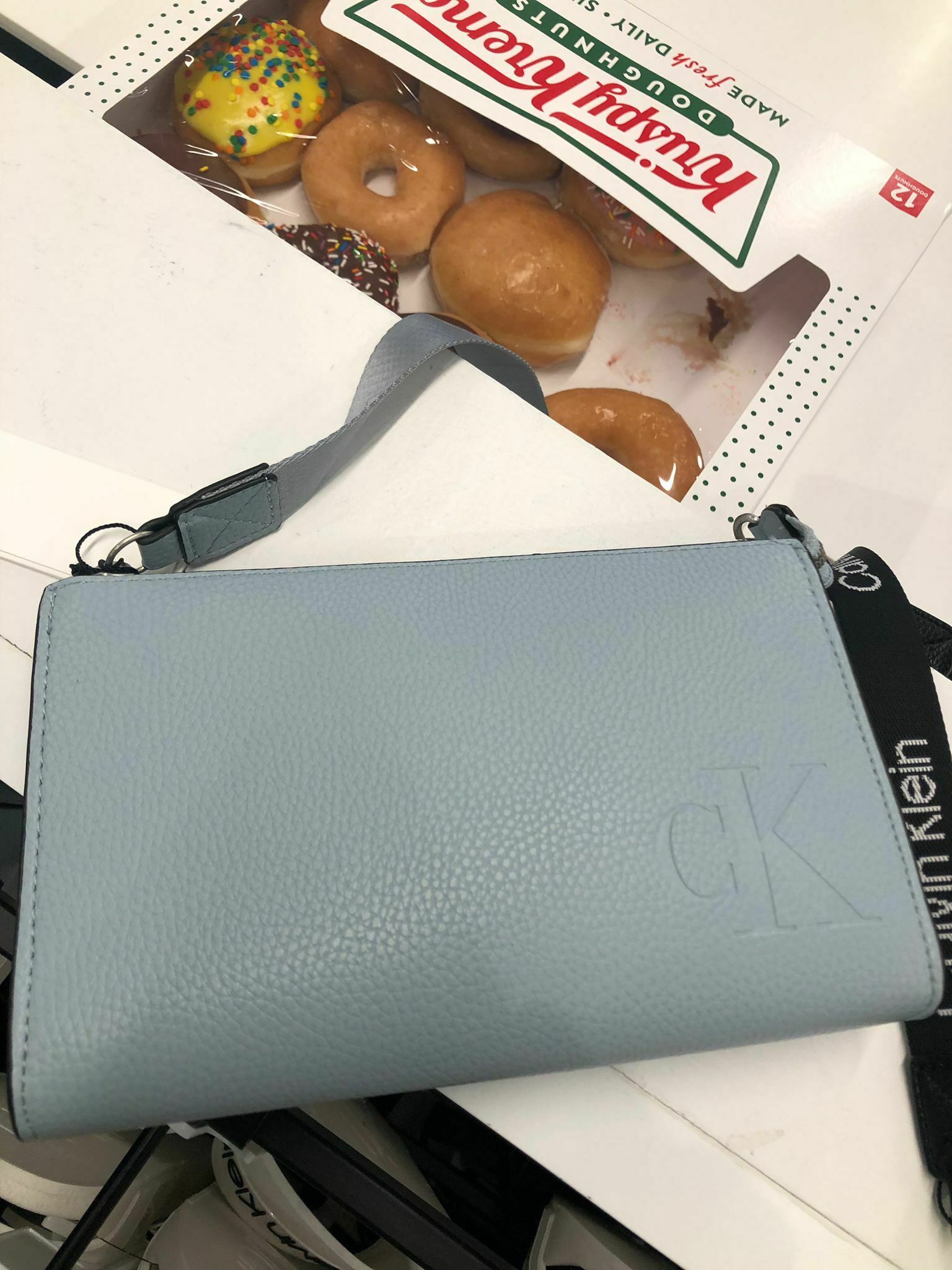 [S] CALVIN KLEIN SMALL LOGO WRISLTLET, BLUE 37300492177, 194998955715 (SCK19)