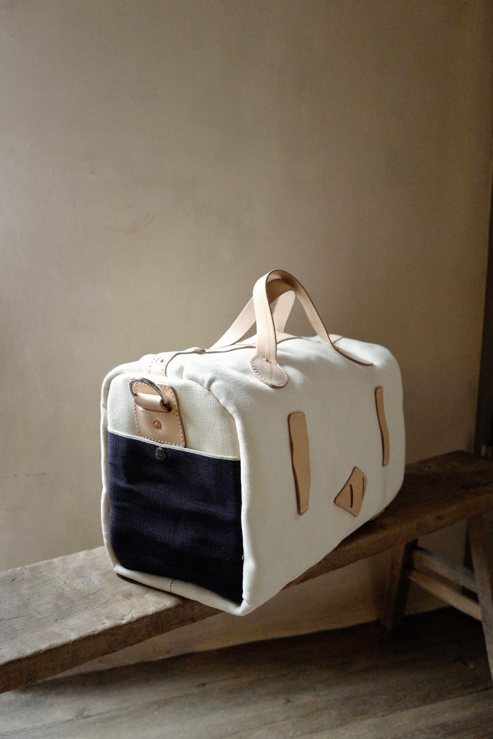 S.F.K Canvas duffel bag 須事先詢問現貨數量