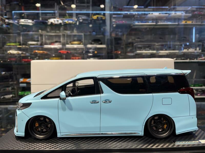 Ignition IG2794 Toyota Alphard (H30W) Matt Blue 1/18
