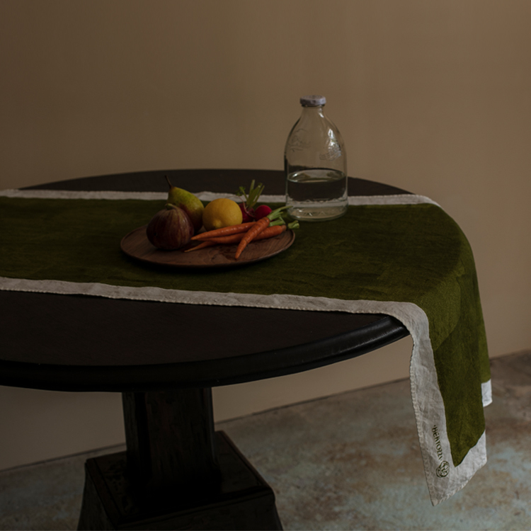 BERTOZZI 純粹•皮耶亞麻桌旗