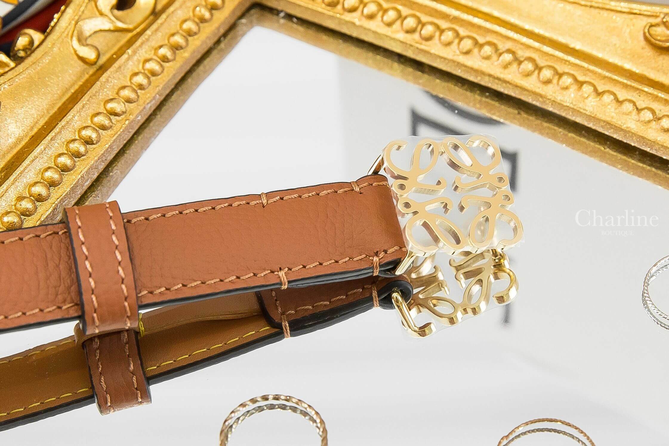 Loewe Anagram Belt In Pebble Grain Calfskin 焦糖色2 cm小牛皮金色Logo皮帶