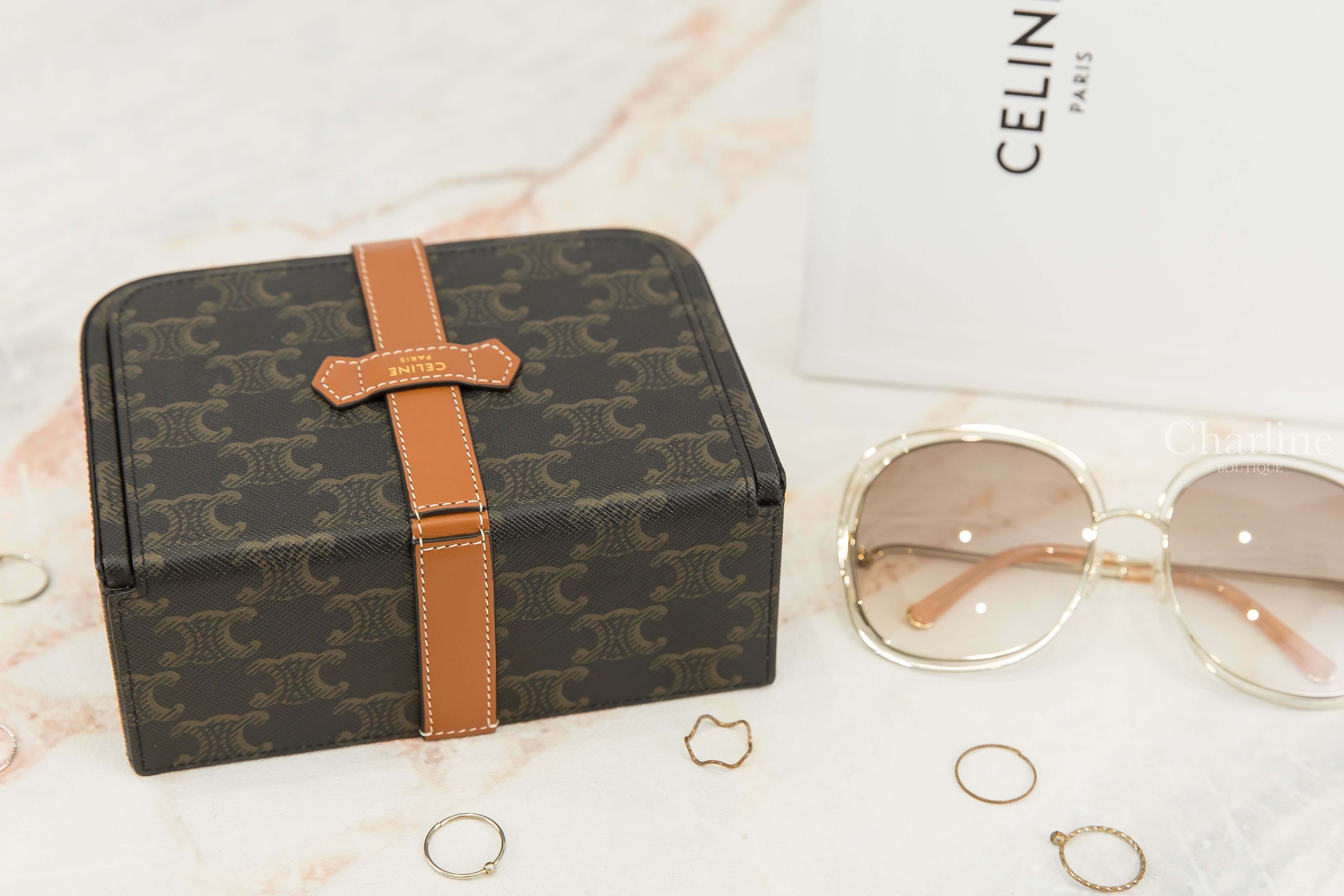 Celine Large Jewels Case In Triomphe Canvas And Calfskin Tan 棕褐色凱旋門老花帆布拼咖啡色牛皮大型雙層飾品盒-Charline Boutique 精品代購