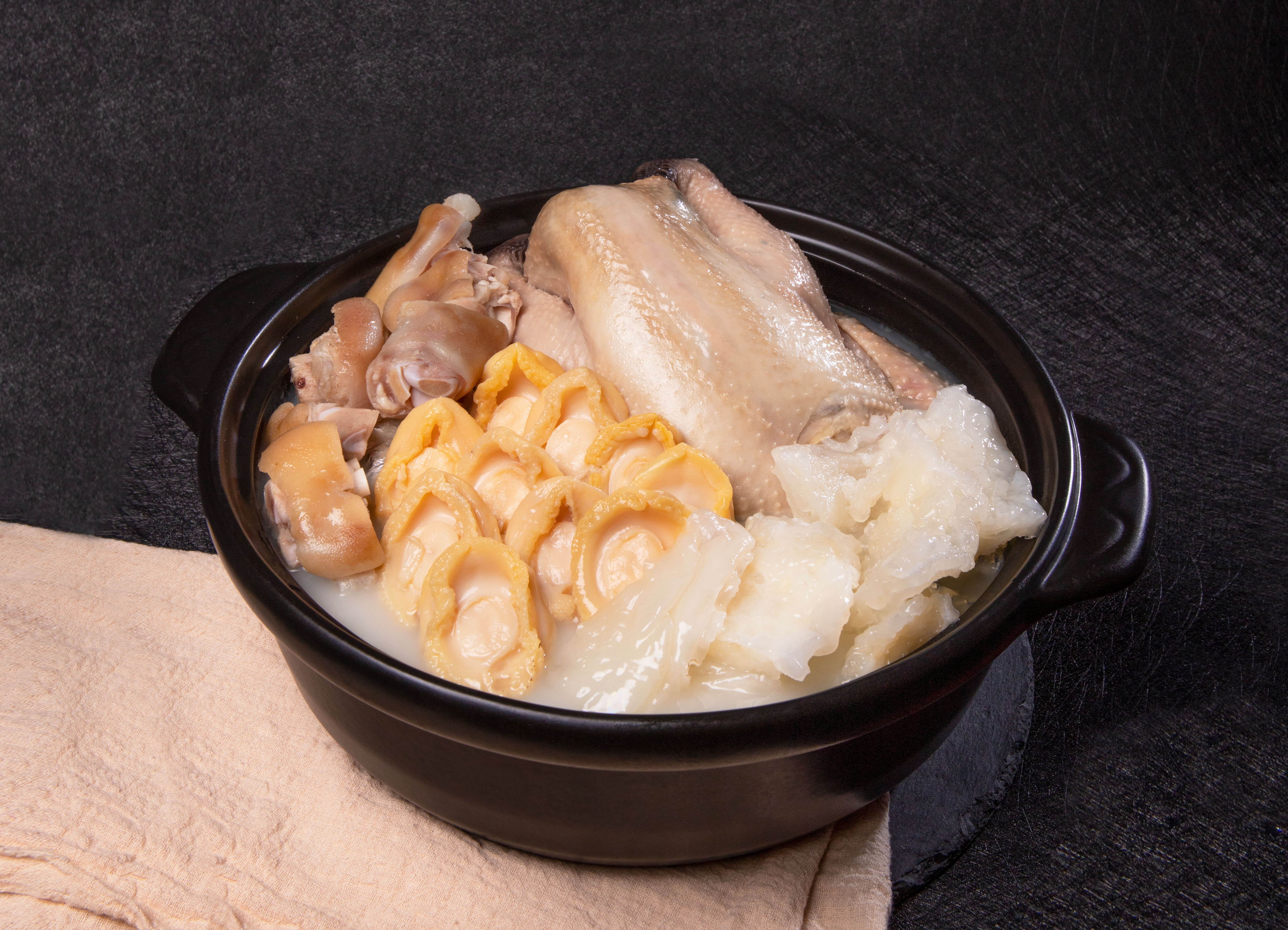 鮑魚花膠煲雞湯(鮮凍)-台北凱達大飯店-家宴中餐廳