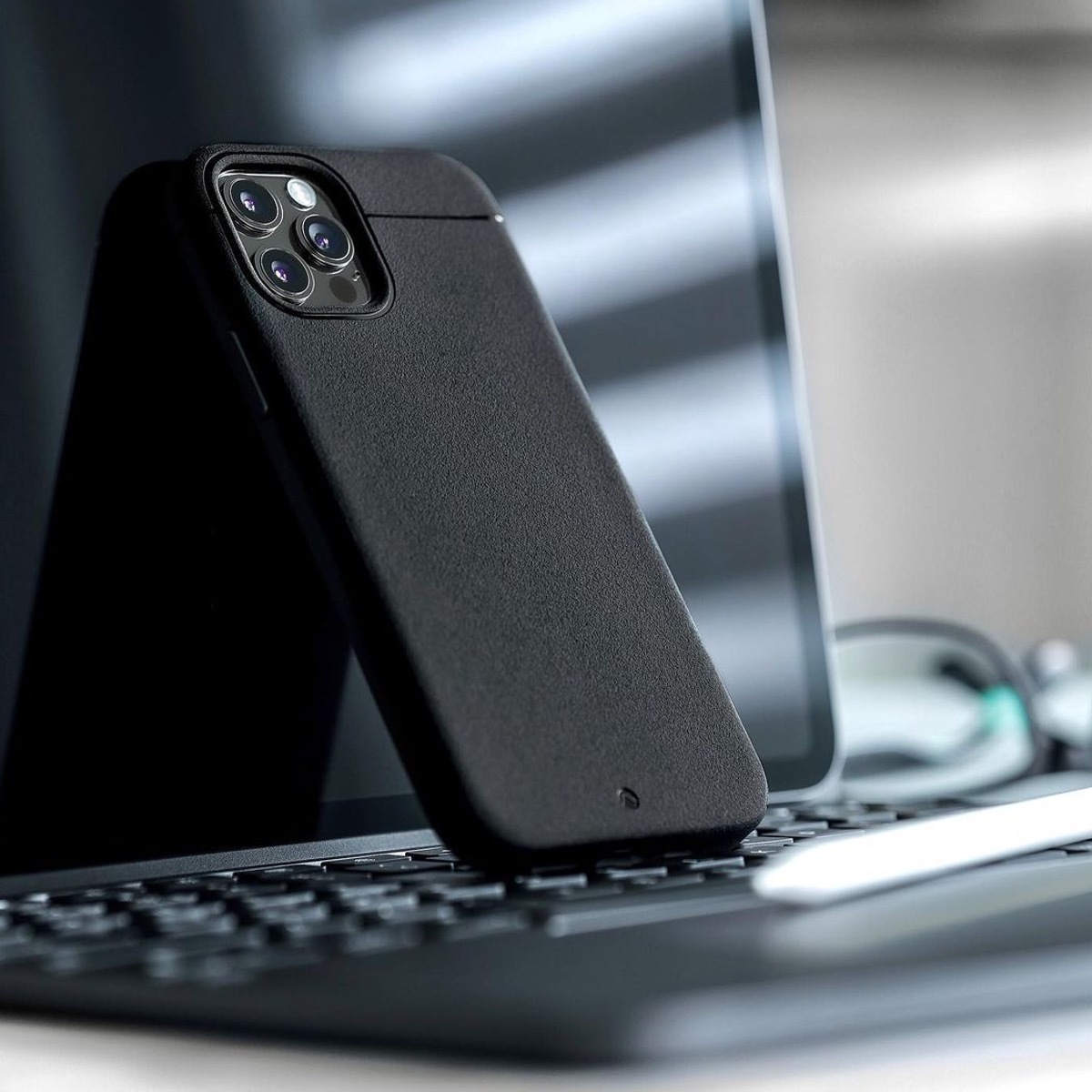 Caudabe Sheath Case 磨砂防撞手機殼 -iPhone 12 Pro Max