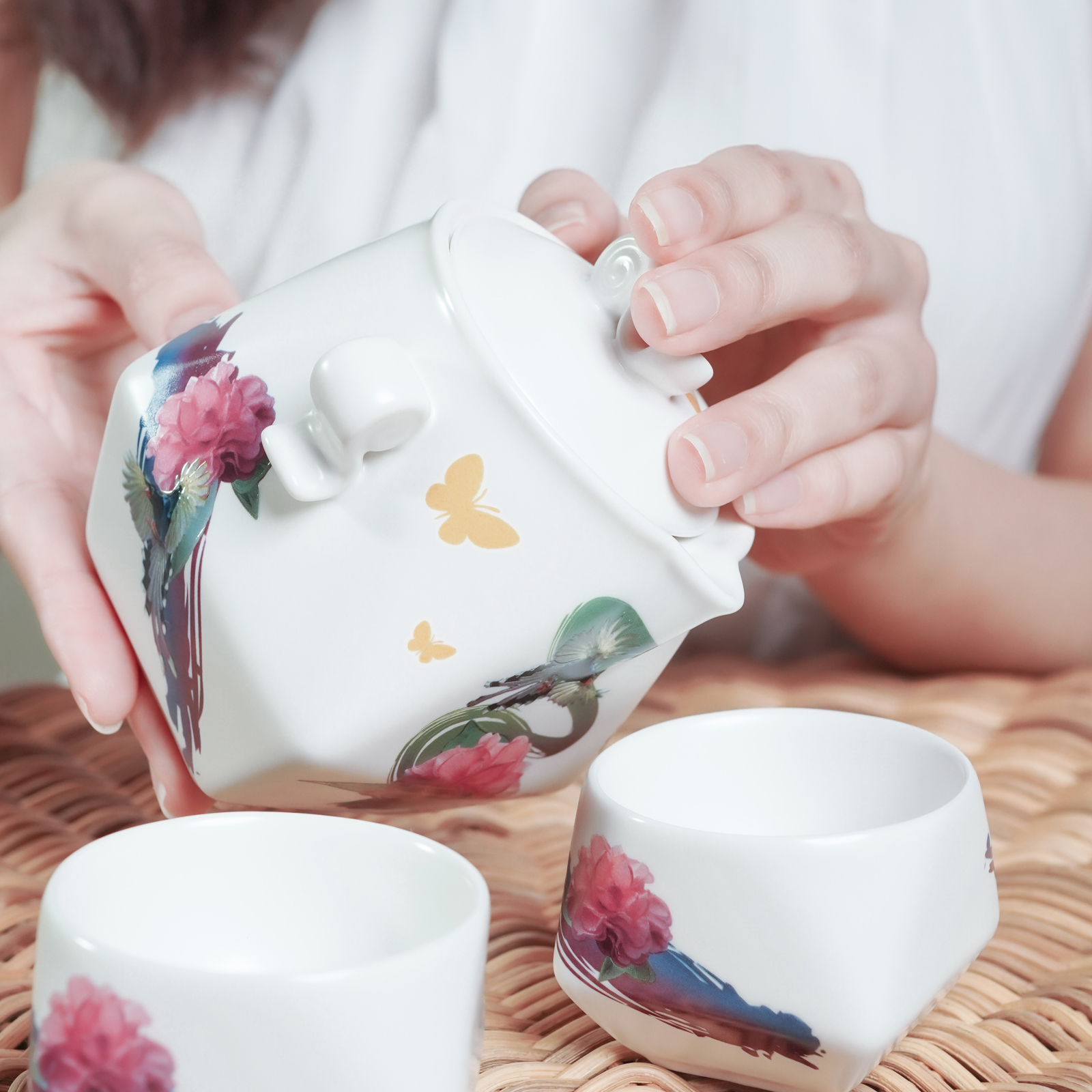 L28-3D藍鵲天燈茶具組